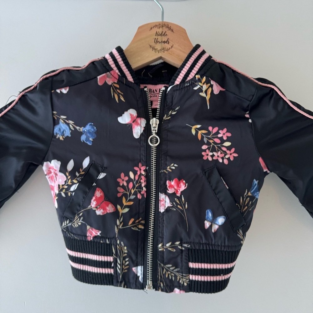Jacket - Picture 2 of 3